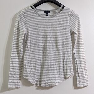 Gap Women's Grey & White Striped Long Sleeve T- Shirt, Size Small